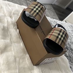 Burberry Slides 