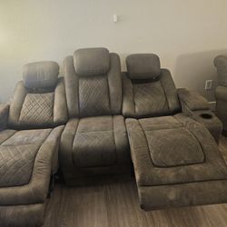 Ashley Furmiture Recliner Couch 