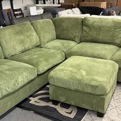 New Sage Corduroy Sectional Couch with Ottoman! Free Delivery 🚚! 