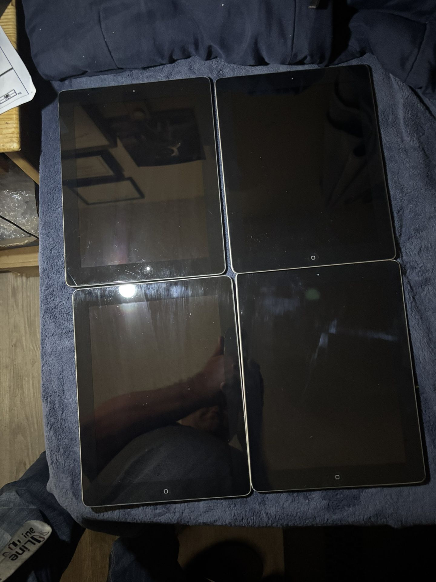 iPad 2 16GB Silver: Clean Condition: iDNS Bypass Mode