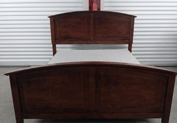 Queen bed
