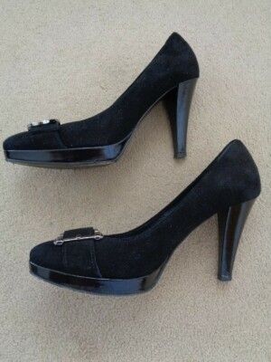 Black Suede Heels Size 7