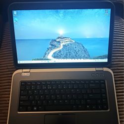 Dell 16 Inch Laptop Intel Core i5 - Excellent Working Condition AC Charger Is Included Battery Works Fine 