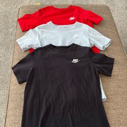 Nike Tee