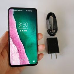 Samsung Galaxy S10e - UNLOCKED - Like New
