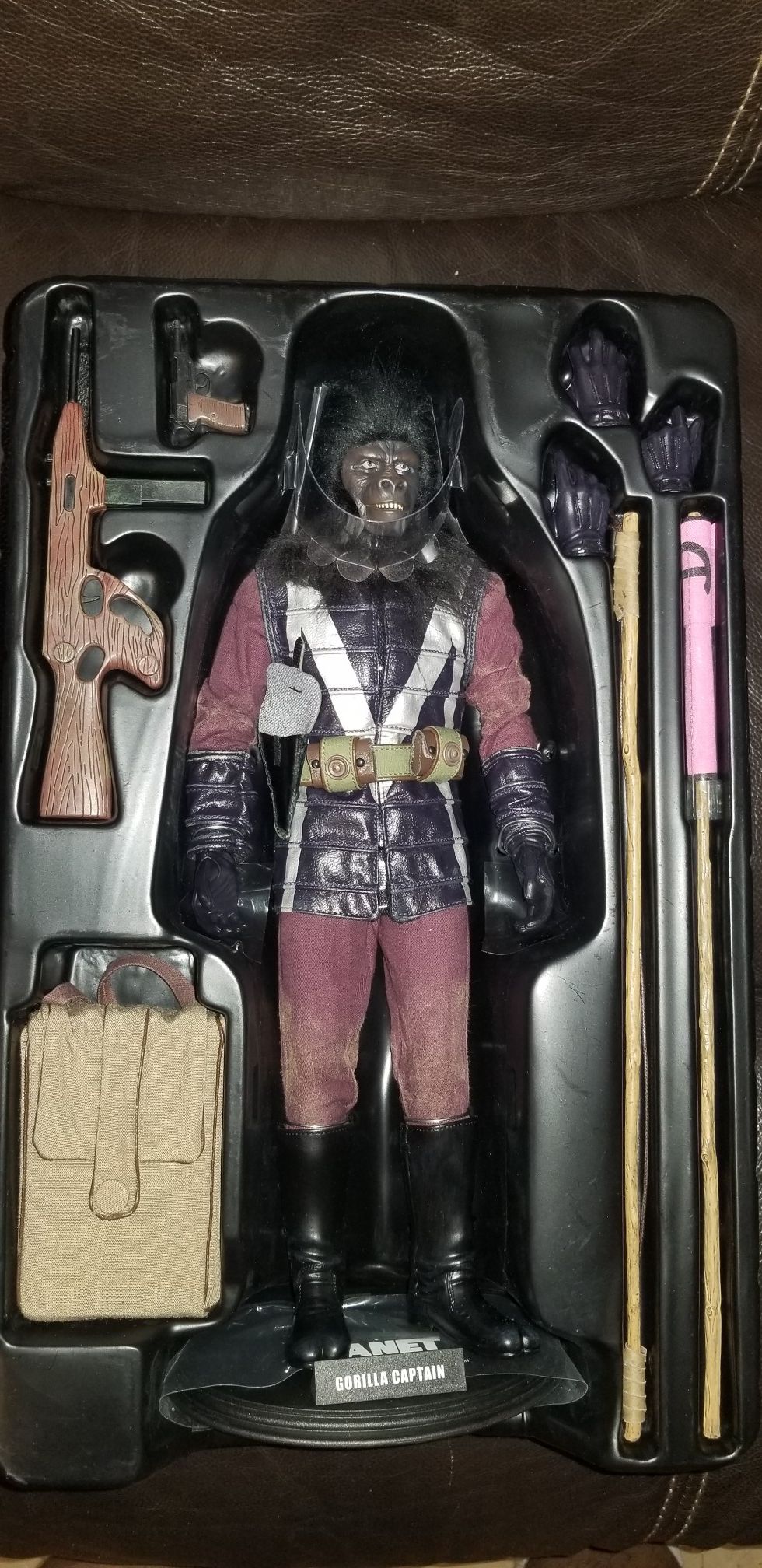 Hot toys planet of the apes gorilla captain