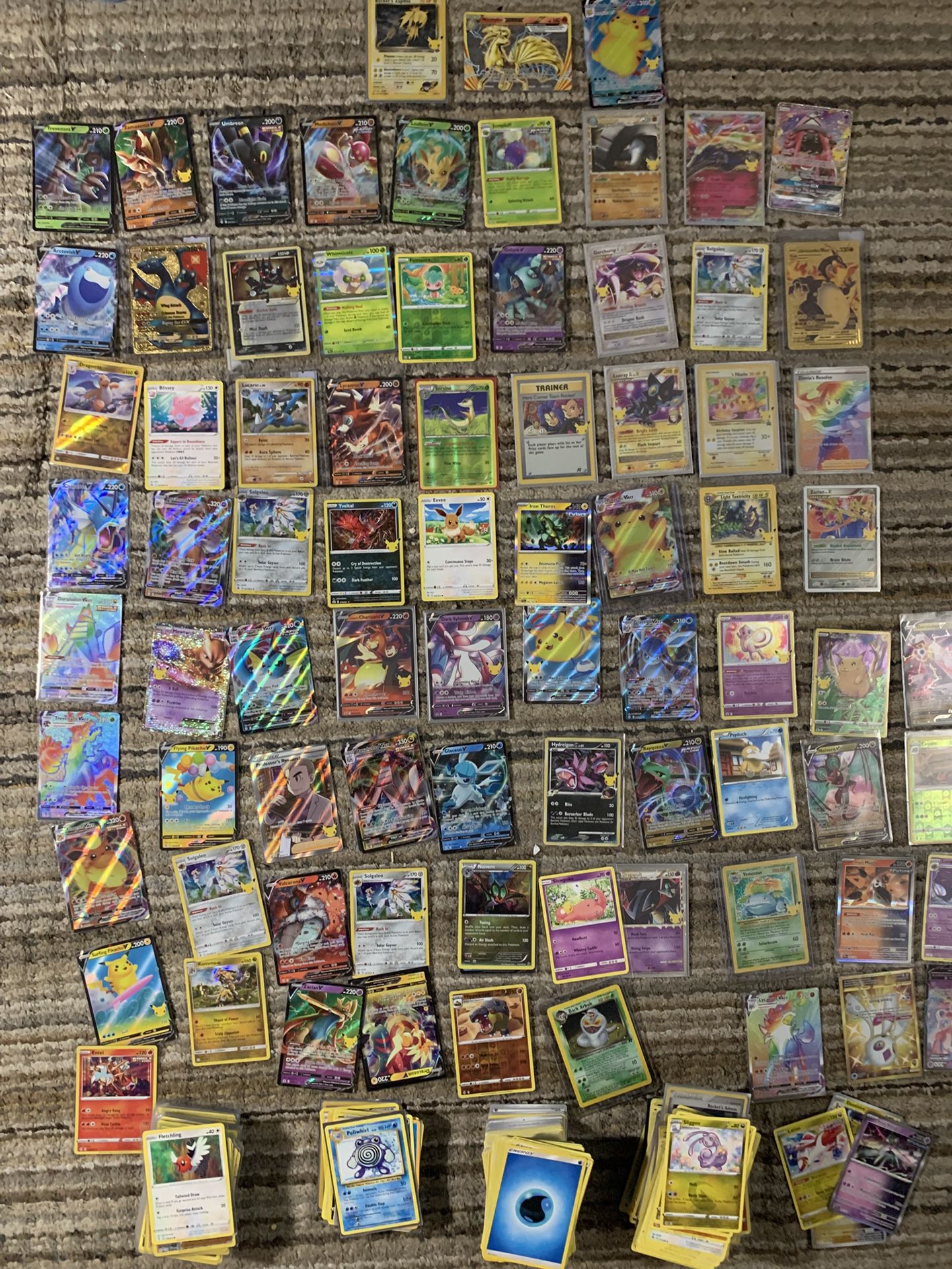 650 Pokémon Card Lot  All The Cards In The Pictures