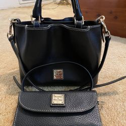 Dooney And Bourke Set 