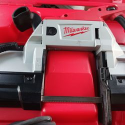Milwaukee Band Saw