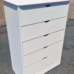 Five Drawers Dresser 