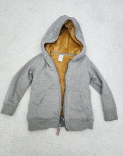 ✅️ Toddler Boy Gray Sweater• Size 3T• Great Condition• $10firm