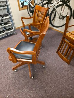 Set of 4 Banker’s Chairs – Tilt and Swivel

Suggested Price