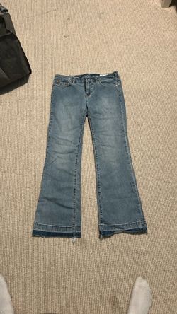 GAP women’s low rise size 6R