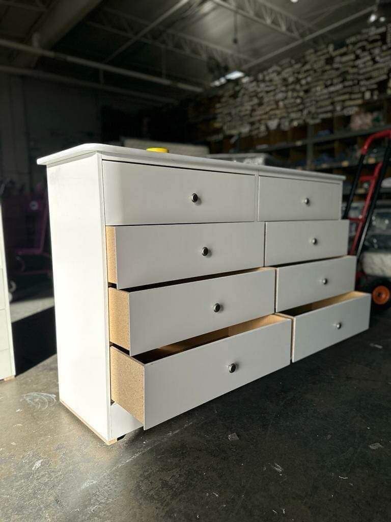 New Dressers 8 Drawers
