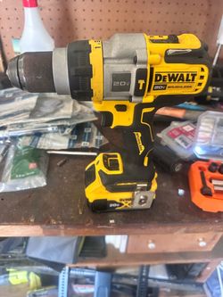 Dewalt 1/2” hammer drill 20v
