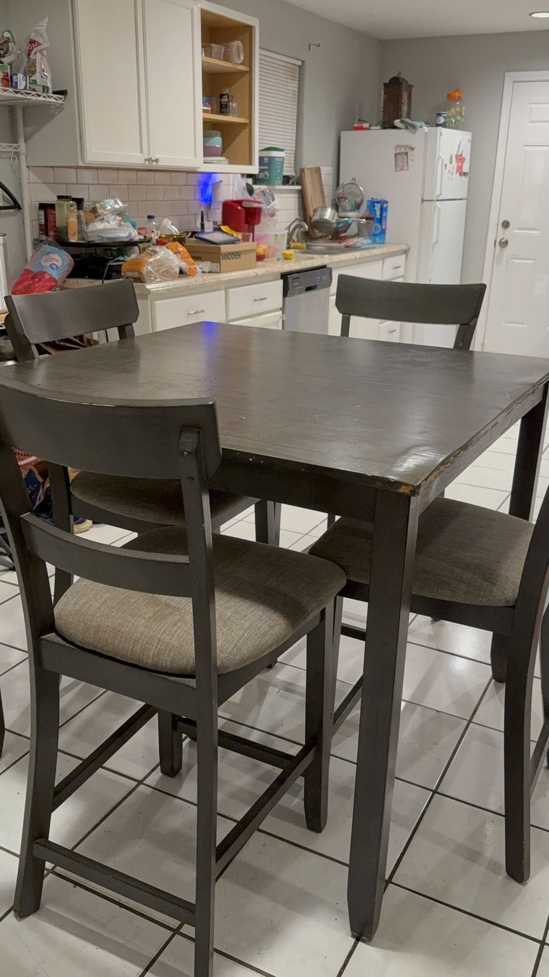 π½ Dining Table + 4 Chairs β $280 (Cash Only)