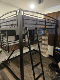 Full size loft bed with desk