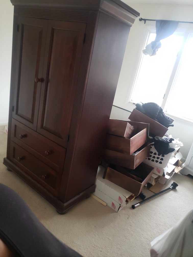 Tall Dresser, 3 Shelves, 2 Drawer. 