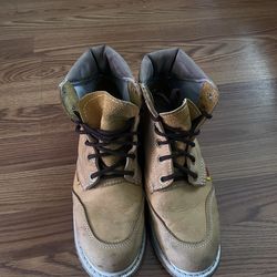 Men’s boots ( size 9.5)