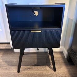 End Table With USB And Standard Power outlets 