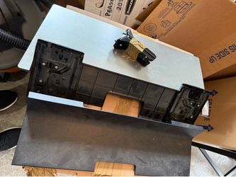 TV stand fits Sony xbr 75 in