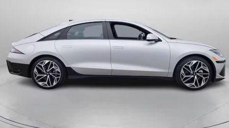 Hyundai! Need a car! Low miles?  Yes I will work with you!