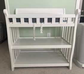 Changing table