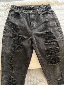 Fashion Nova pants size 3 New