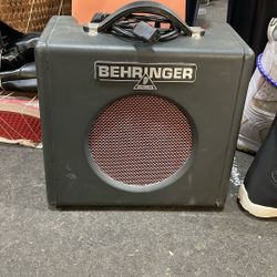 Behringer Amp