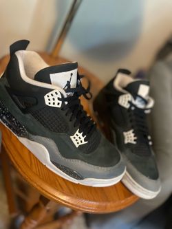 Jordan 4s Retro