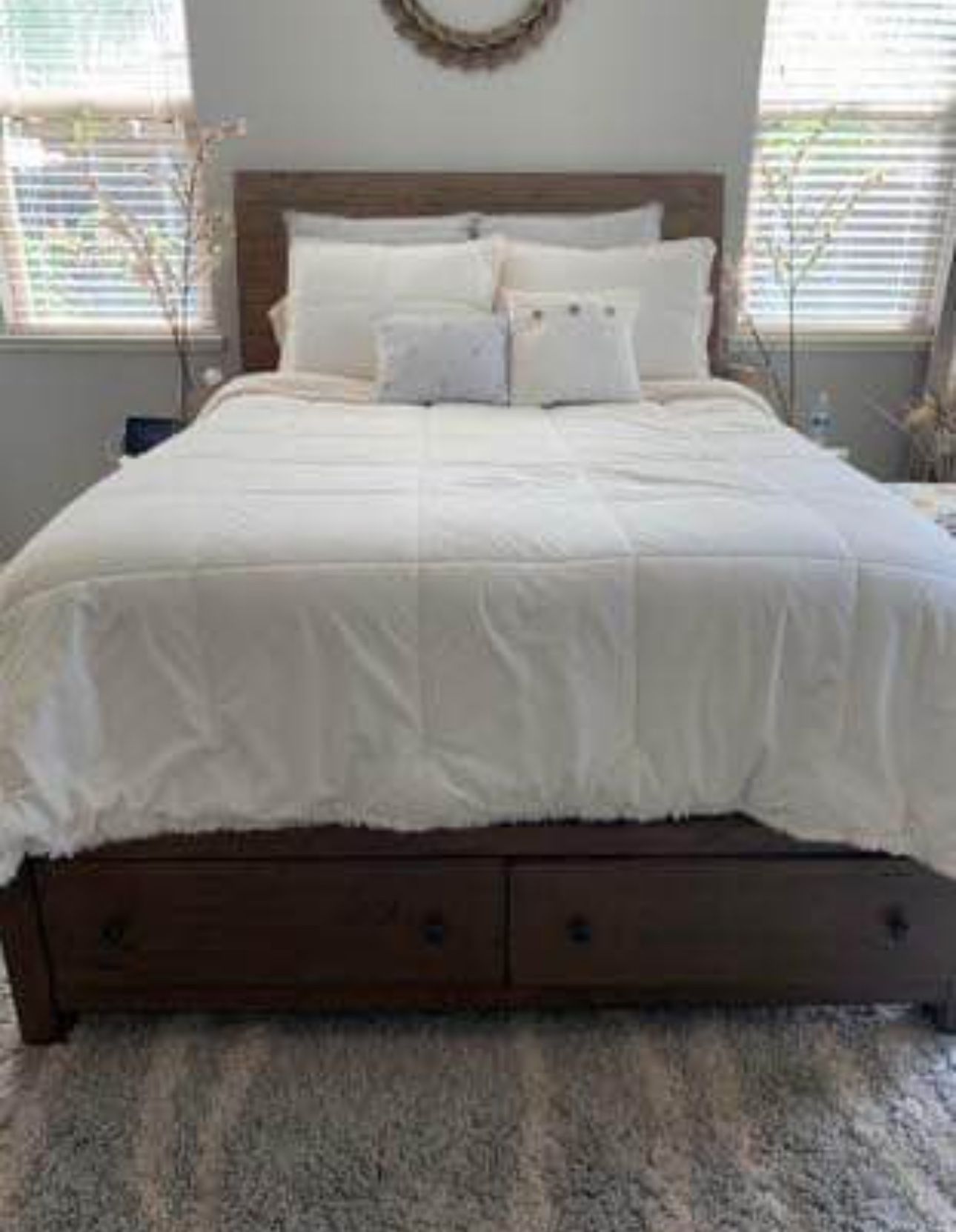 Queen Bed With Storage Drawers 