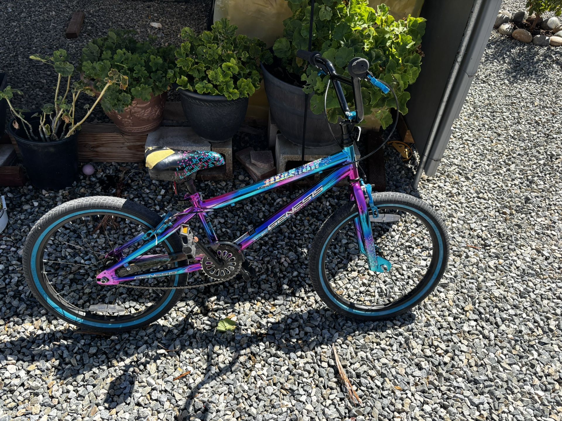 Medium size bike