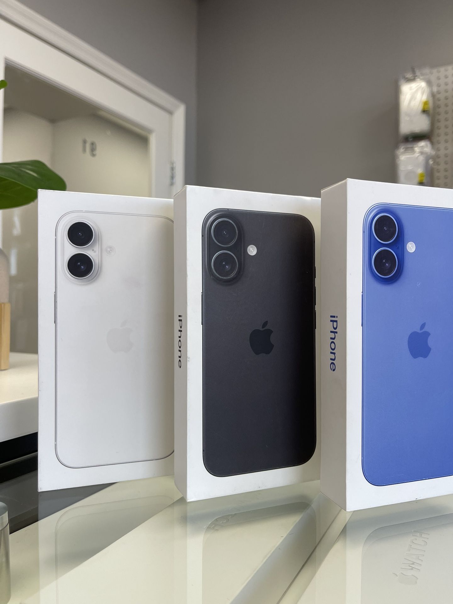 iPhone 16 Unlocked 128Gb 100% New 