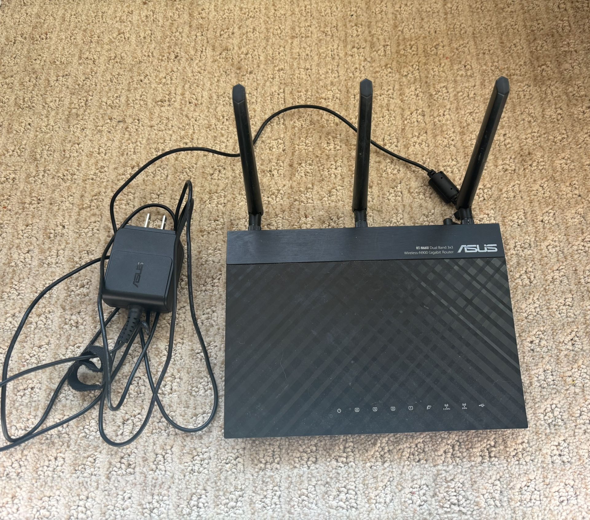 ASUS RT N66U N900 gigabit router