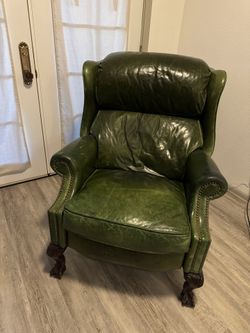 Gorgeous Green Recliner