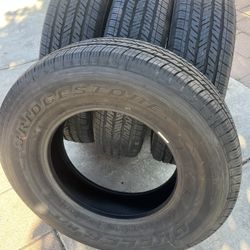 Tires Bridgestone Dueler
