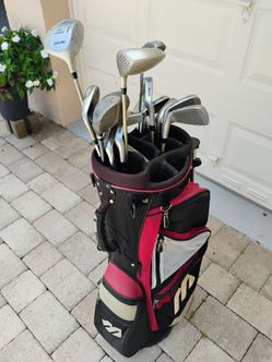 Mizuno Stand Golf Bag With Clubs. Club Dividers And Multiple Pockets