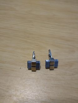 Men's cufflinks