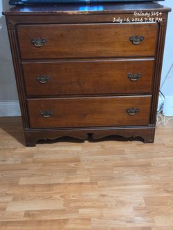 Dresser