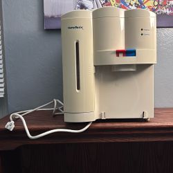 water dispenser 