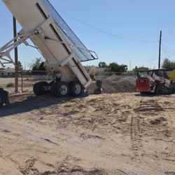 Material delivery / rock/ screening/ piedra/ relleno/ base