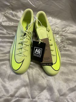 Nike Mercurial Size 9.5