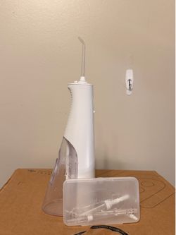 Cordless Water Flosser with Replacement Tips