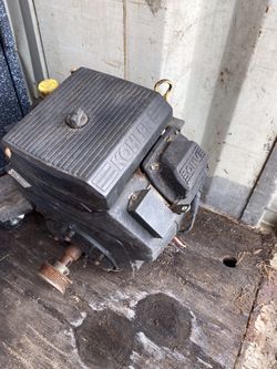 25 Horse KOHLER COMMAND. Engine complete from carb to starter 1300.00