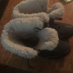Girl’s Snow Boots 