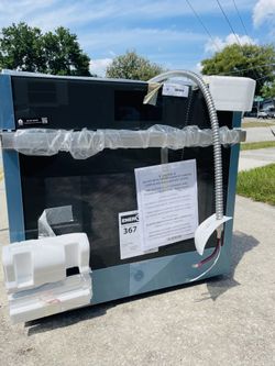 🚨 Brand New GE Profile 30" Smart Convection Wall Oven - PTS7000SNSS 🚨