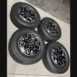 4 X 255/70r18 6x5.5 6x139.7  Stock Ford Bronco Tacoma Tundra 4Runner Sequoia Rims Wheels Yukon Tahoe  Tires!