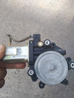 Window motor