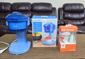 Koji Snow Cone Maker with Cups and Straws