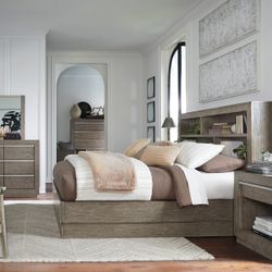 Anibecca Weathered Gray Bedroom Set 